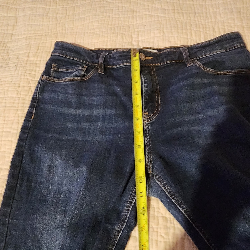 Studio Blue Womens Sz 32 Jeans Mid Rise Dark Wash Tapered Leg  Frayed Hem - Picture 9 of 11